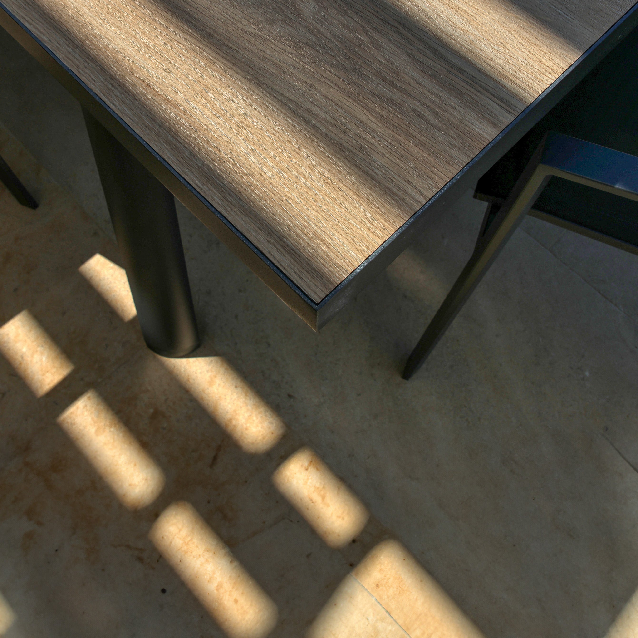 Mesa de jardim extensível automática para 10 pessoas Alumínio Amalfi - (200/260X96)