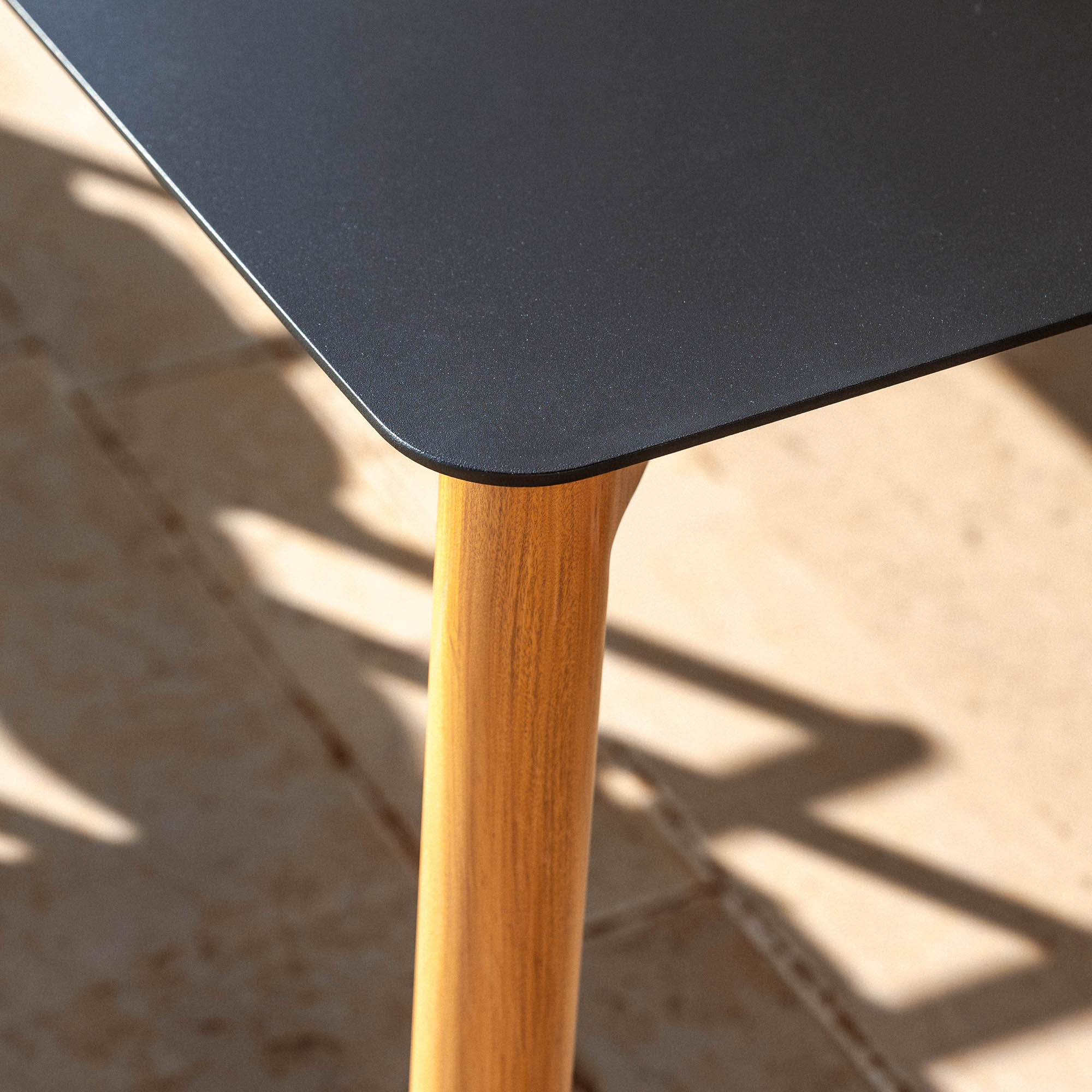 Square garden table 4 seats Monte Carlo in aluminum 76X76 cm