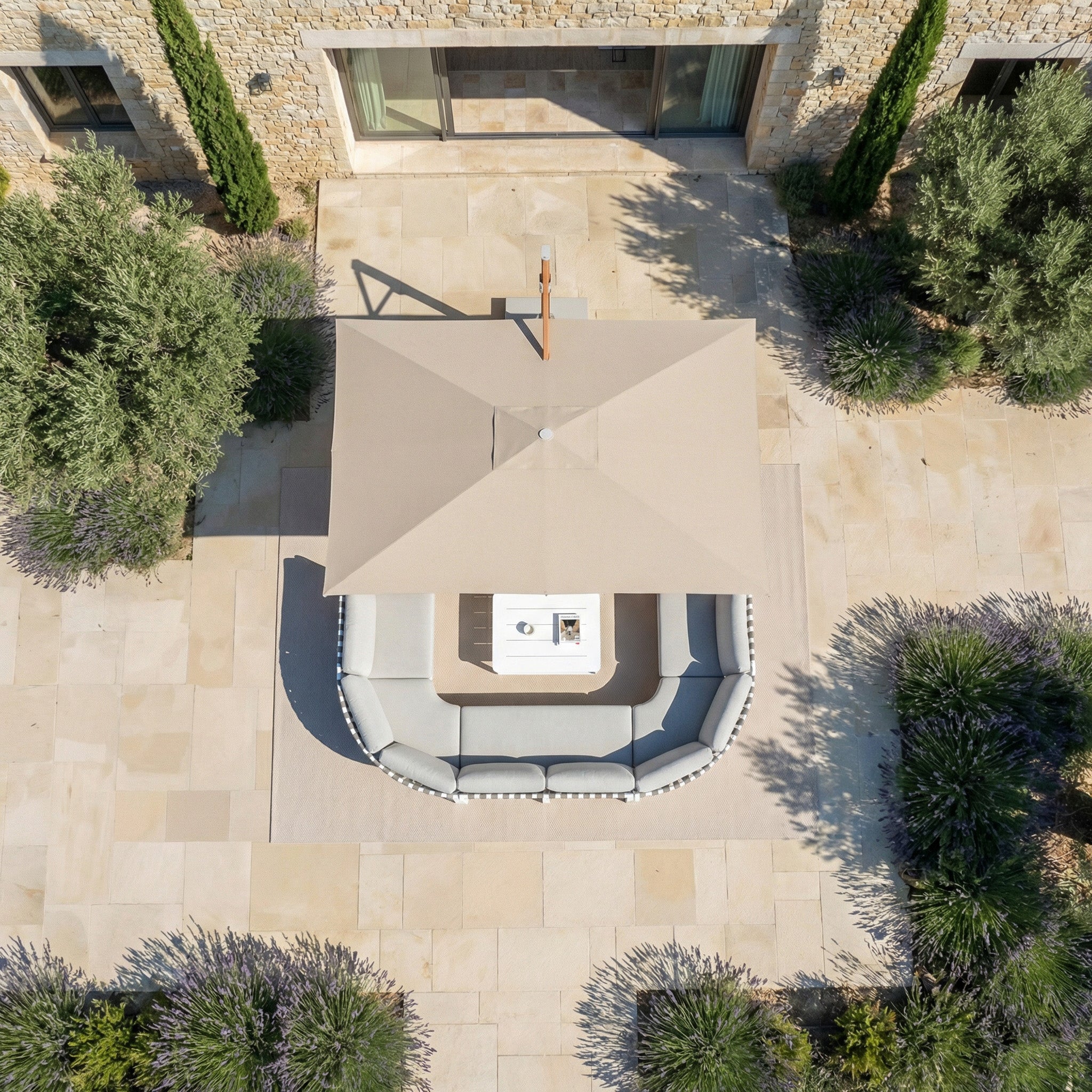 Elyra professional offset parasol (3×4 m)