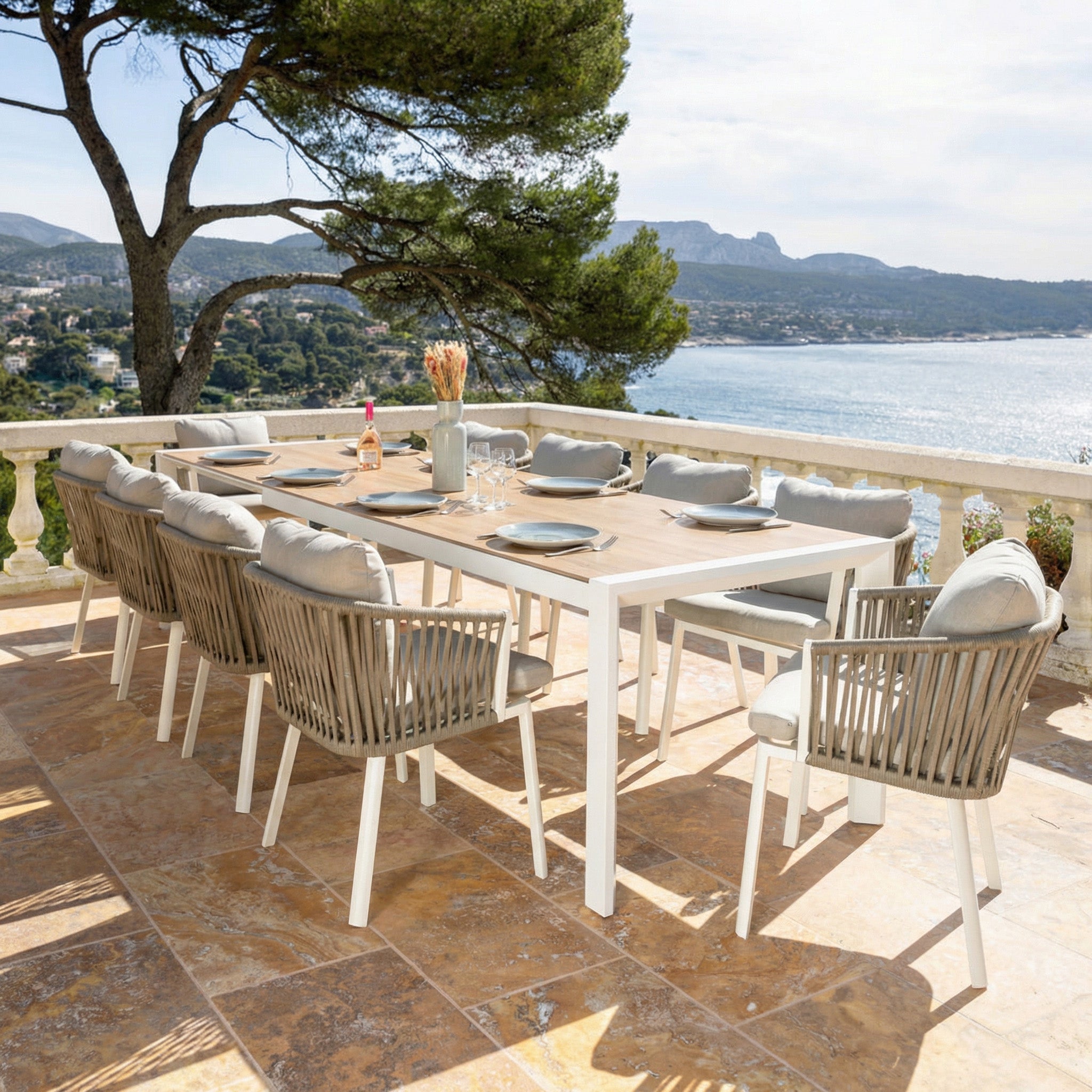 Amalfi Aluminium 12-seater extending dining table - 3 dimensions (195/240/300X96)