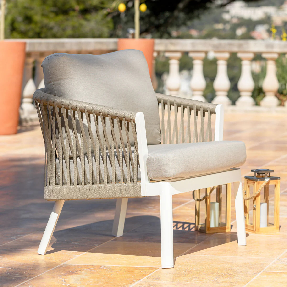 Amalfi garden armchair for outdoor lounge set (UK)