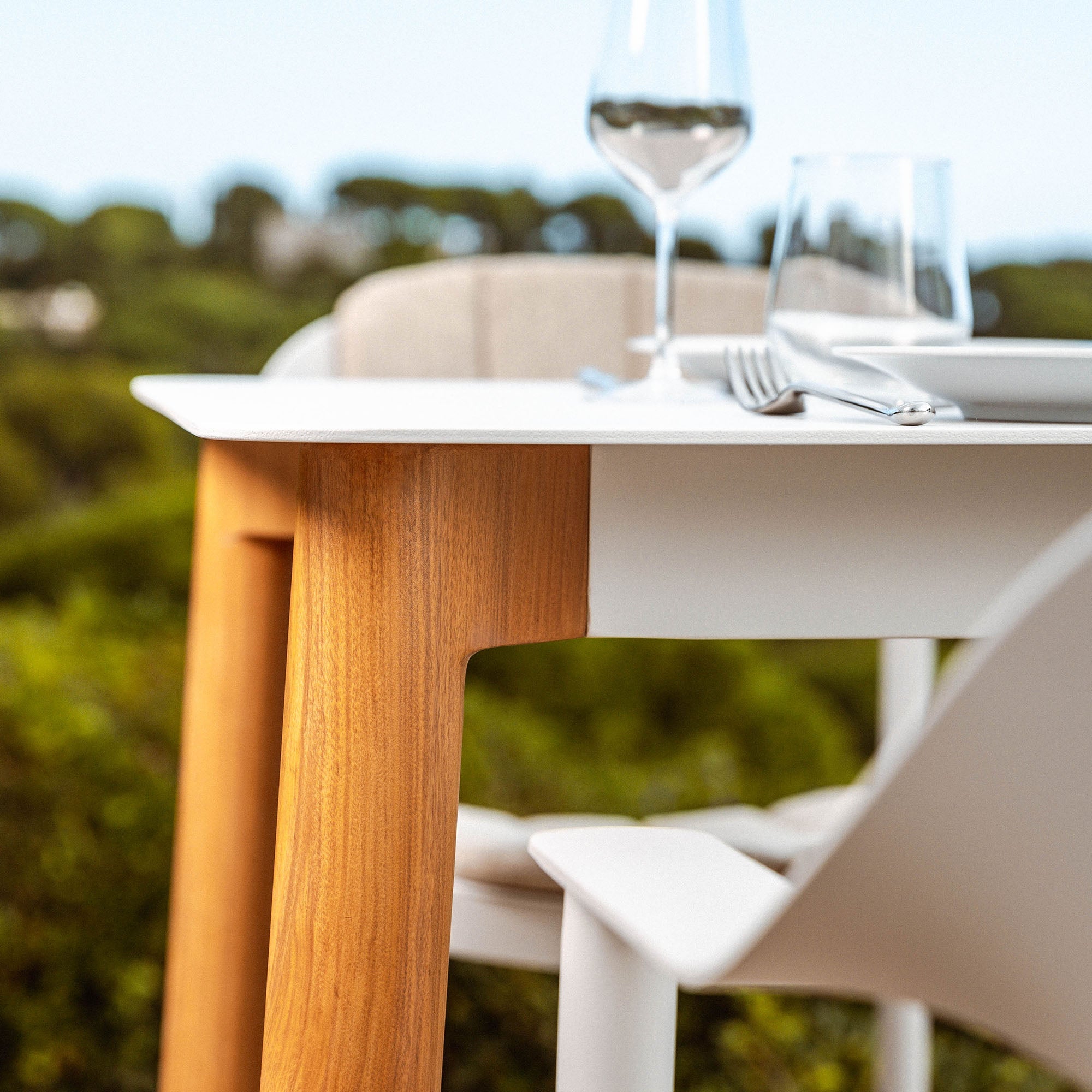 Square garden table 4 seats Monte Carlo in aluminum 76X76 cm