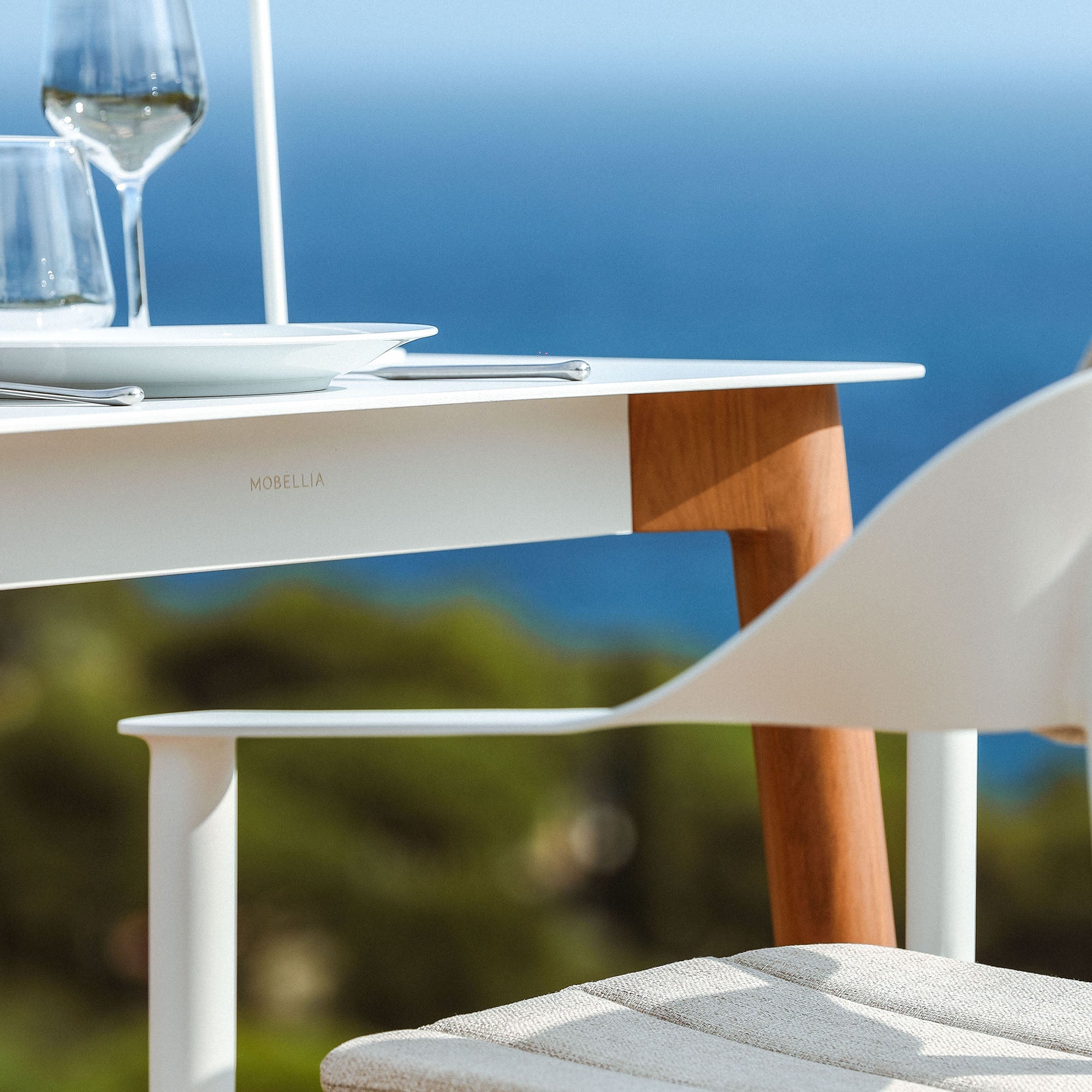 Square garden table 4 seats Monte Carlo in aluminum 76X76 cm
