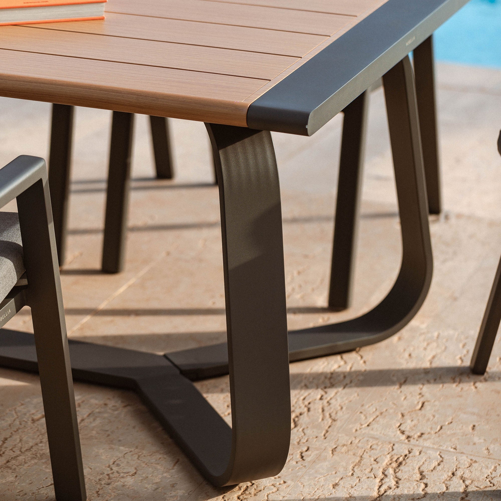 Mesa de jardín rectangular 10 plazas Long Beach de aluminio 240x100 cm