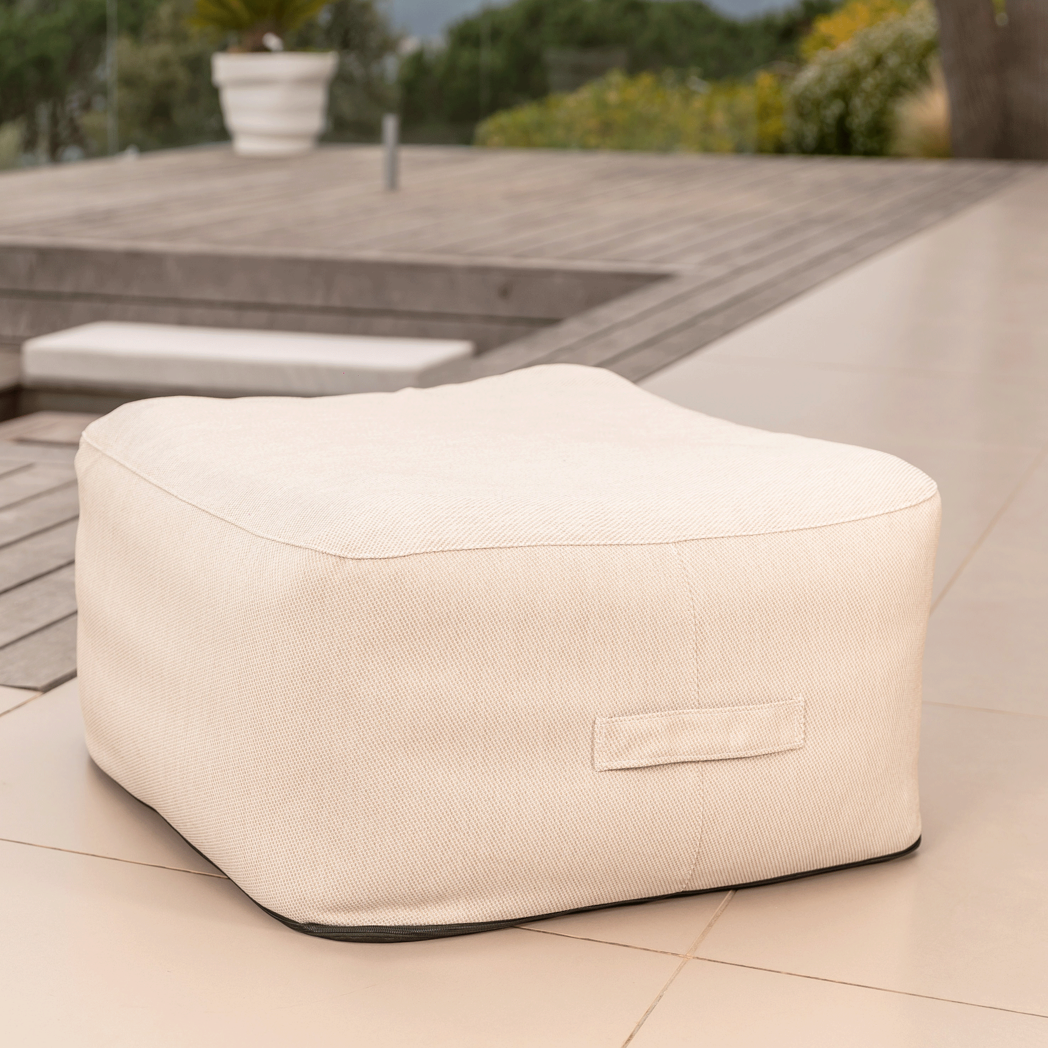 Pouf de jardin gonflable carré Bubble - Mobellia