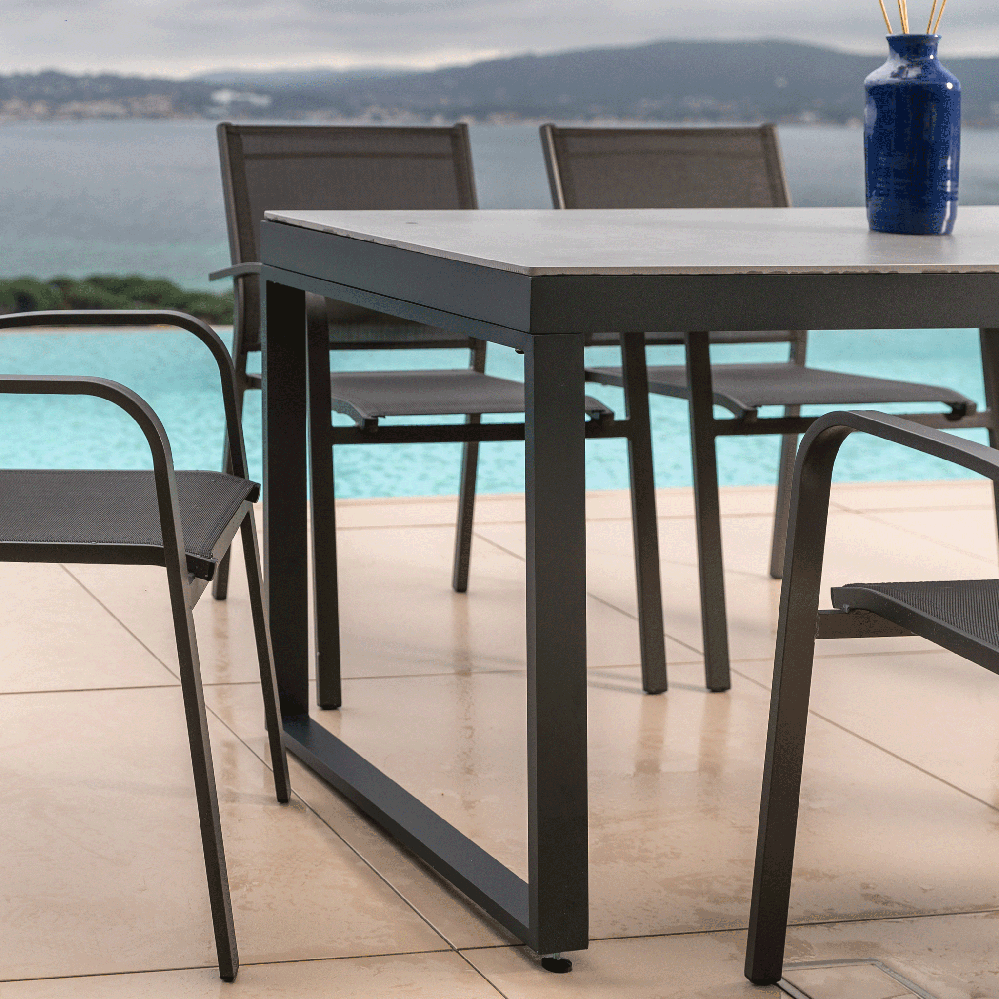 Table de jardin 6 places Aluminium/Céramique Kore (150 x 72 cm) - Mobellia