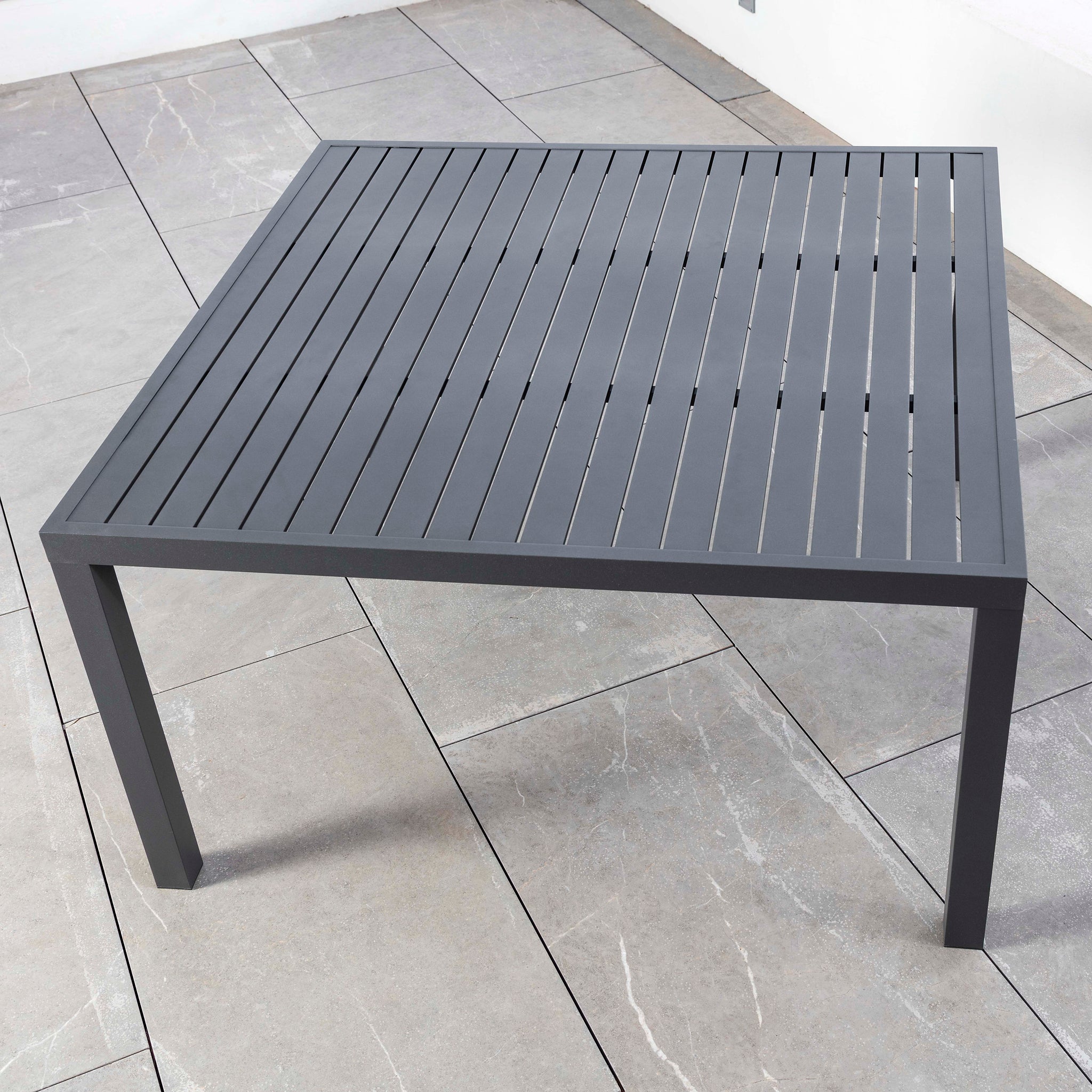 Table de jardin 8 places Aluminium Murano (136 x 136 cm) - Mobellia