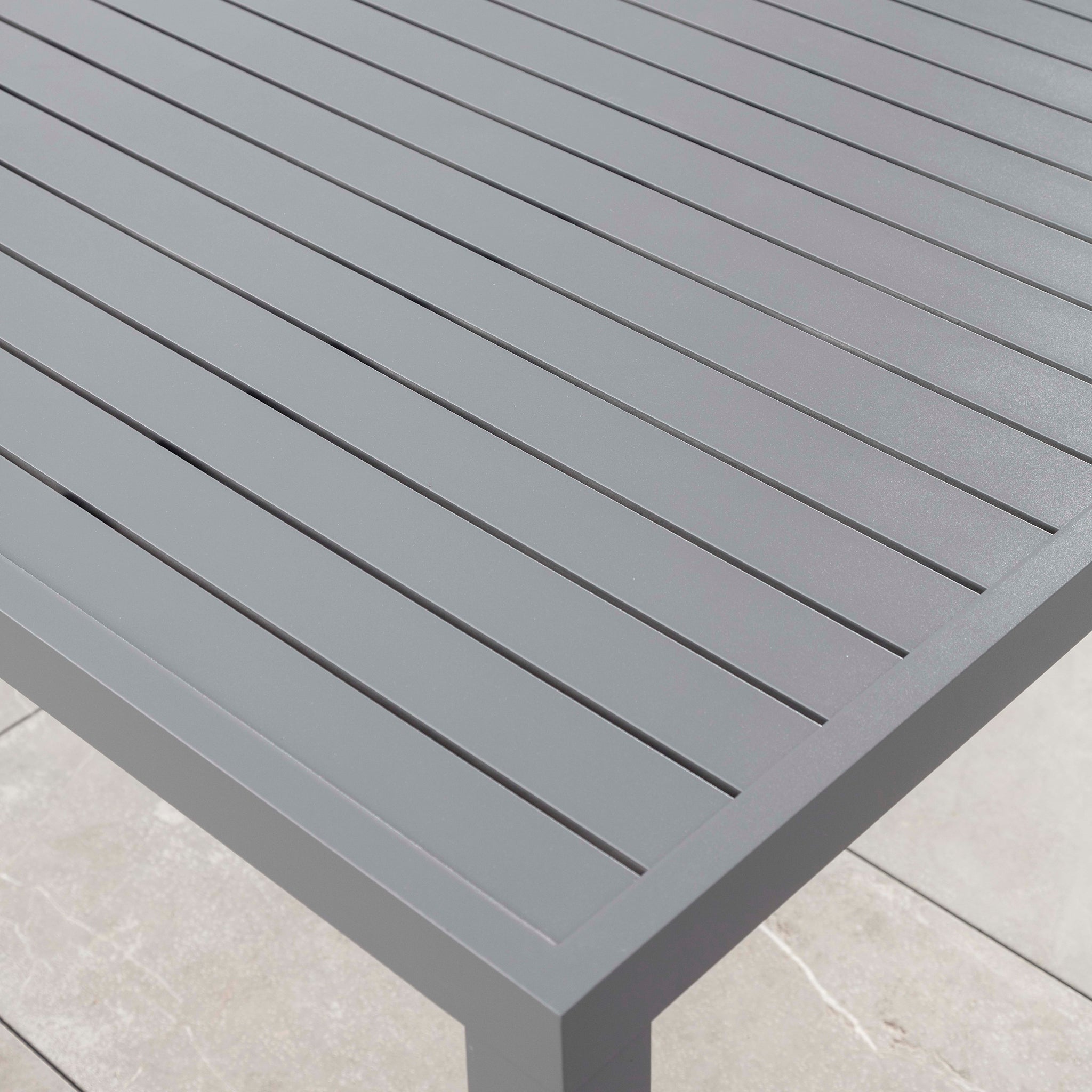 Table de jardin 8 places Aluminium Murano (136 x 136 cm) - Mobellia