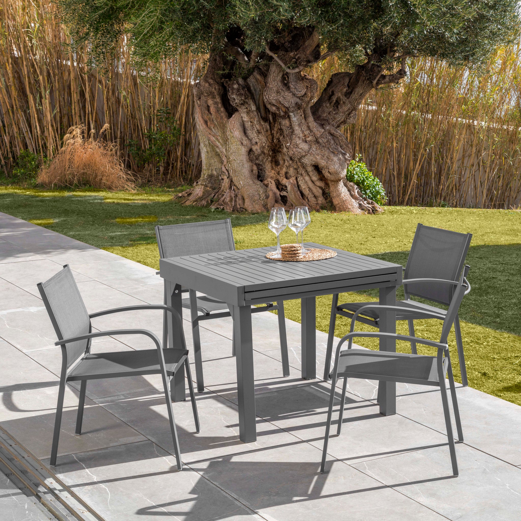 Table de jardin extensible 8 places Aluminium Murano (180 x 90 cm) - Mobellia
