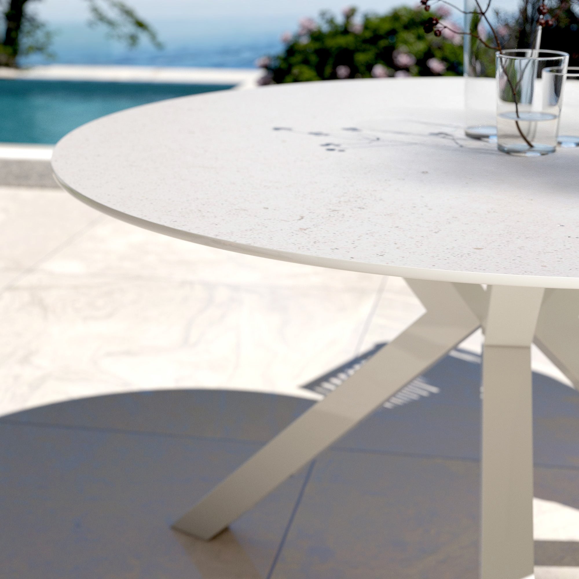 Table de jardin ronde 6 places Aluminium/Céramique Kore - Dia 120 cm