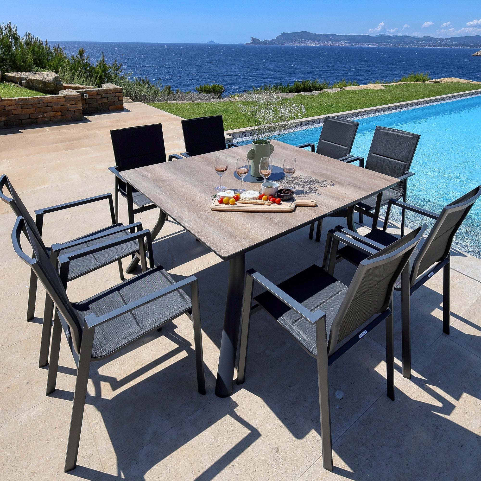 Mesa de jardín cuadrada para 8 personas Amalfi 136x136cm