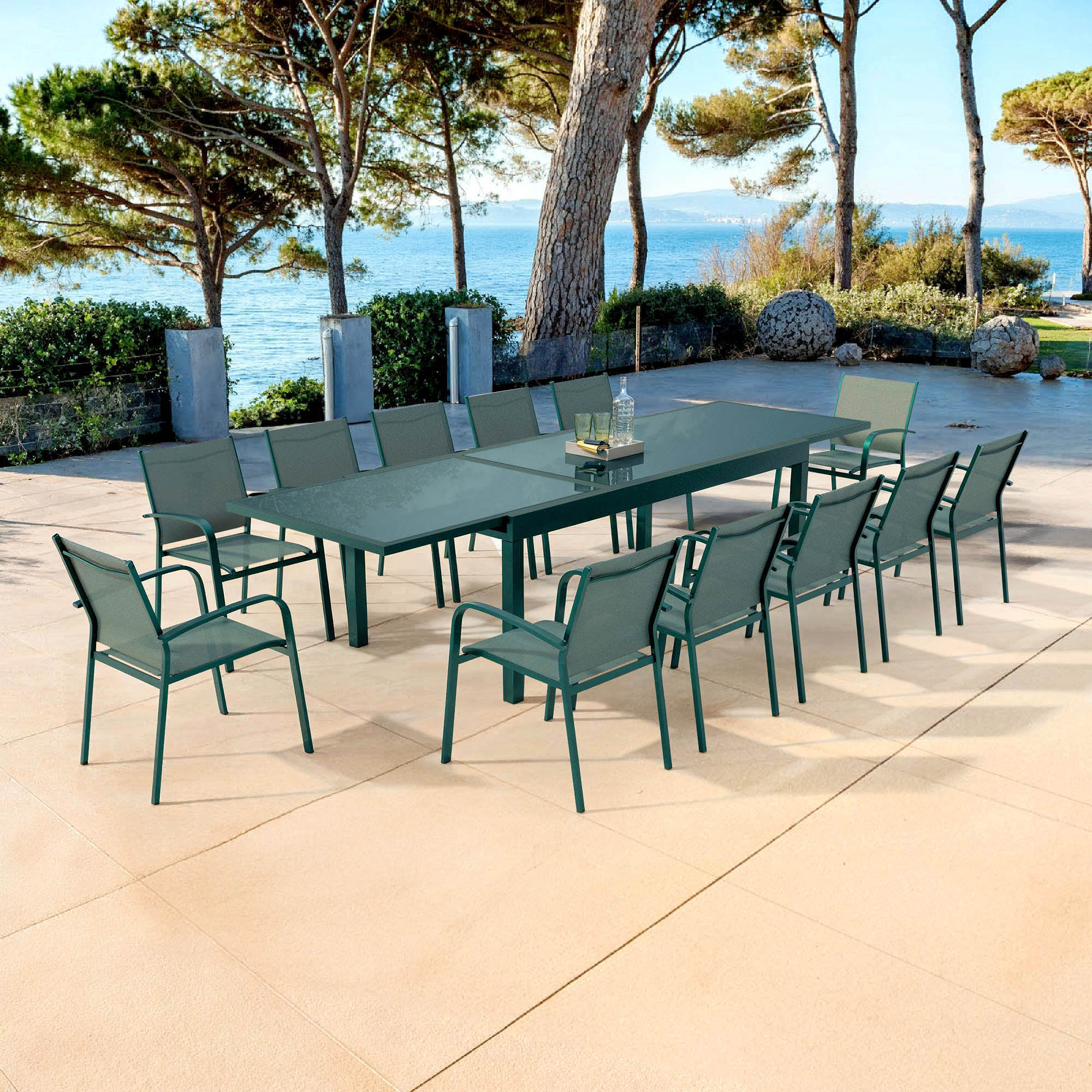 Table de jardin extensible 12 places en verre Murano (320 x 100 cm)