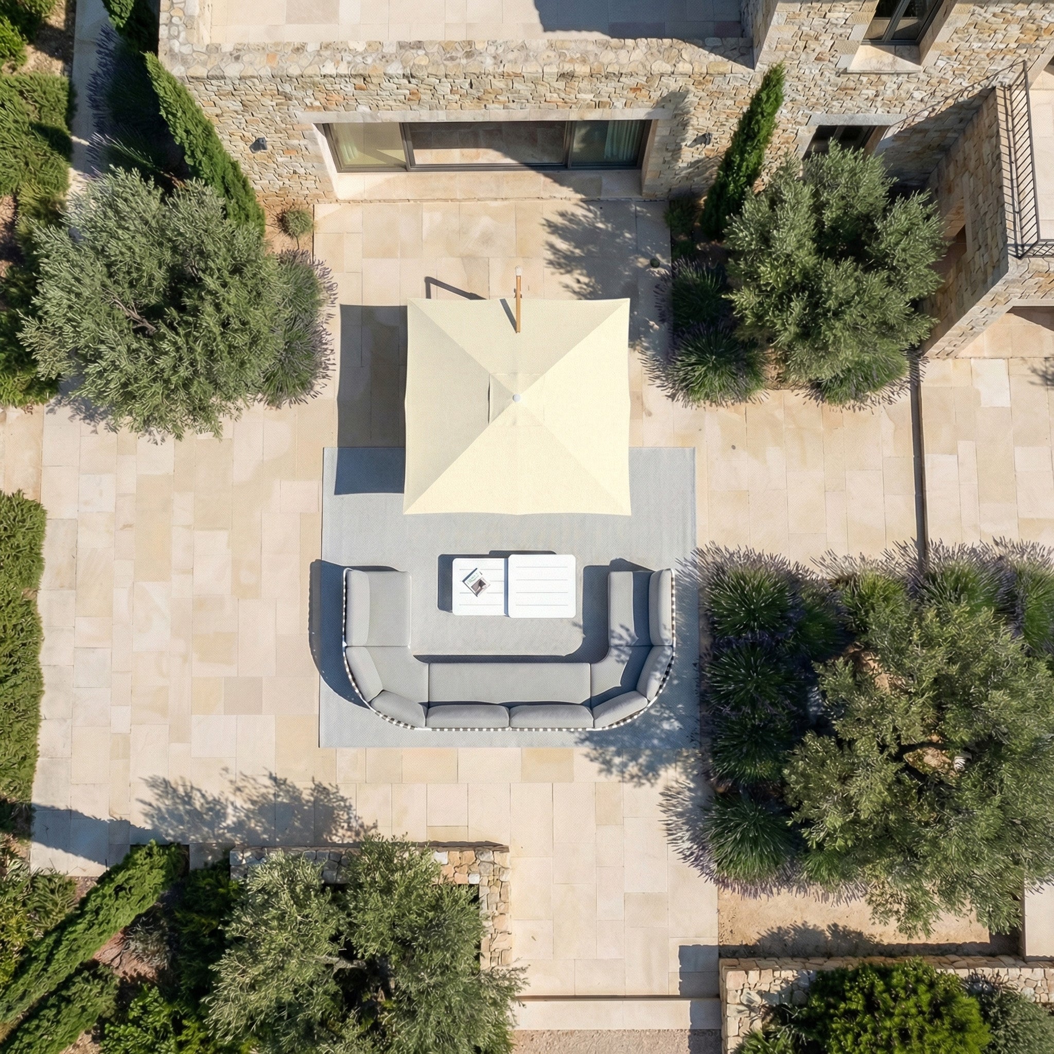 Elyra professional offset parasol (3×3 m)