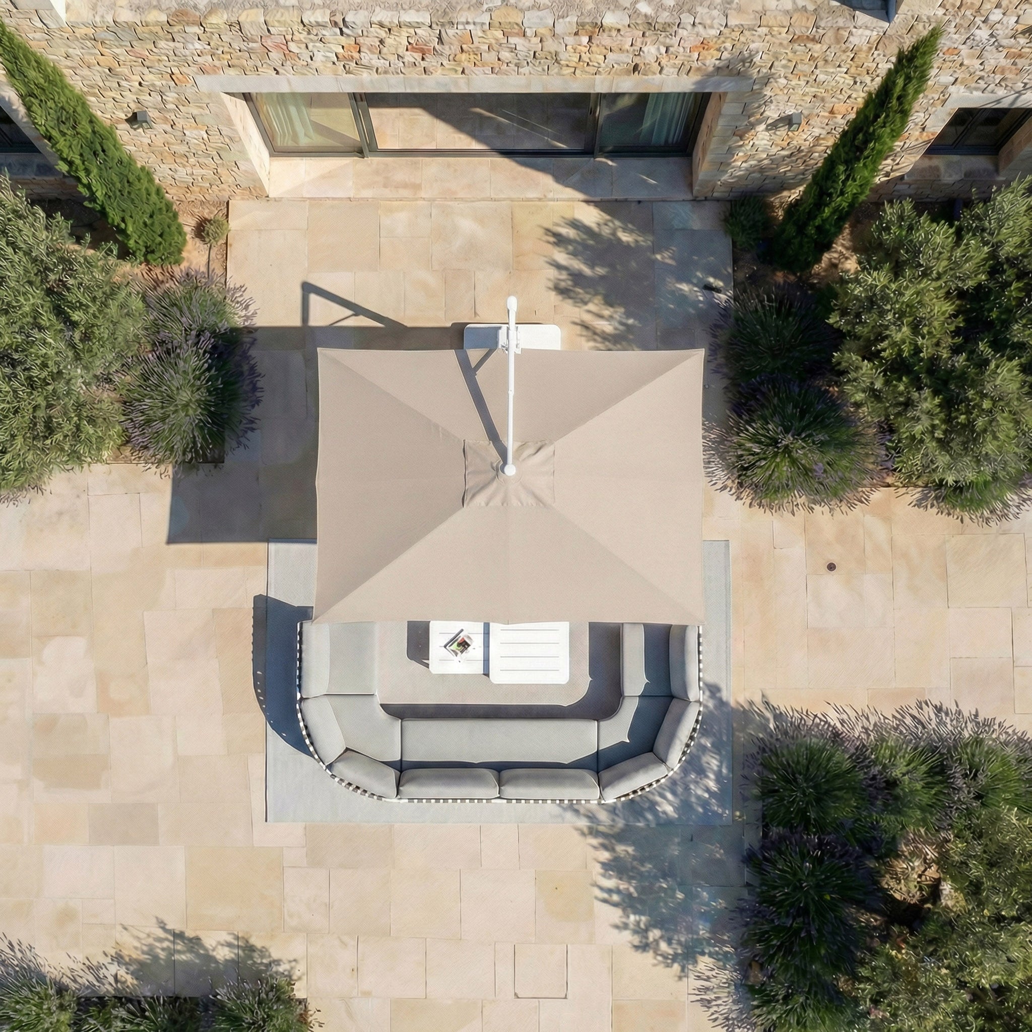 Elyra professional offset parasol (3×4 m)