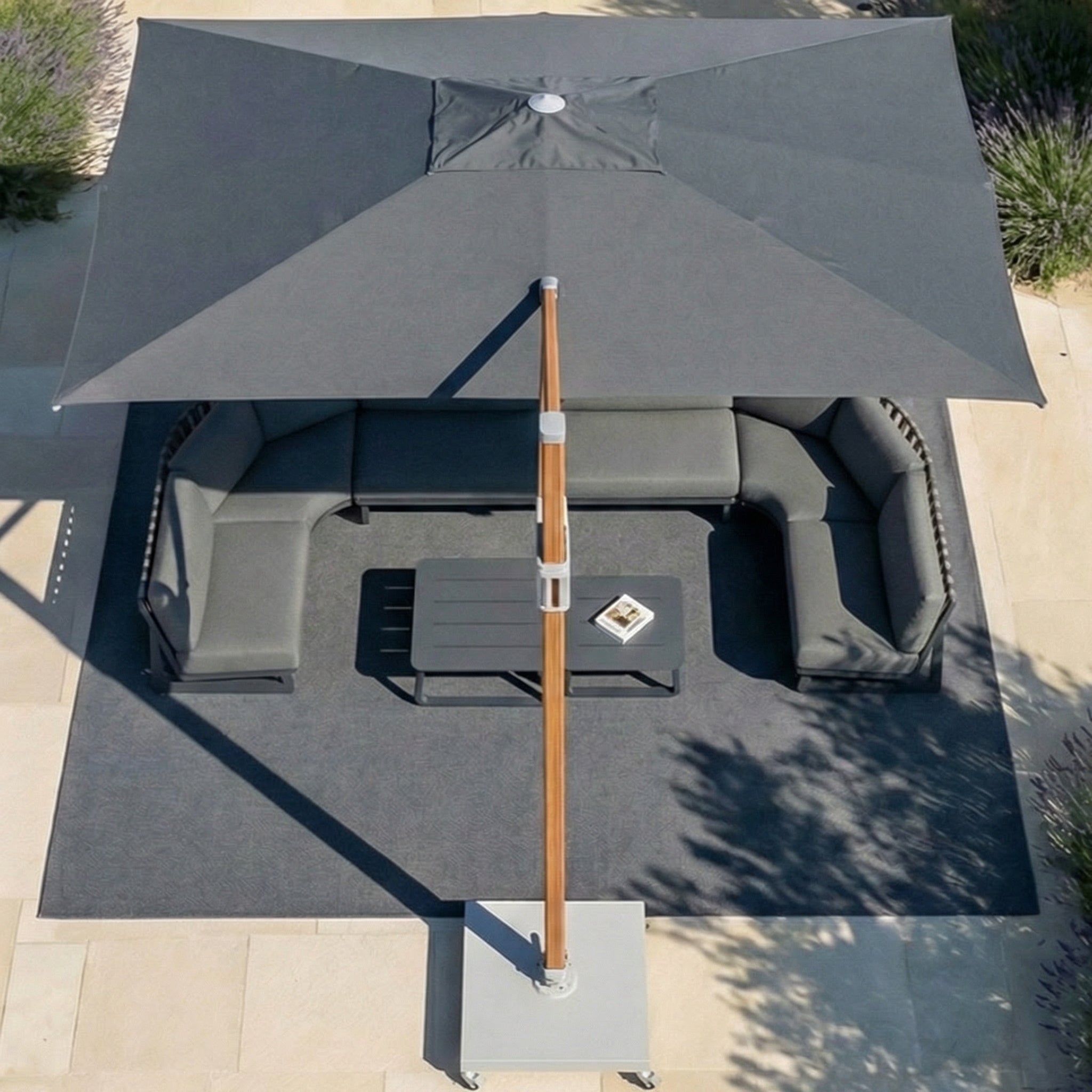 Elyra professional offset parasol (3×4 m)