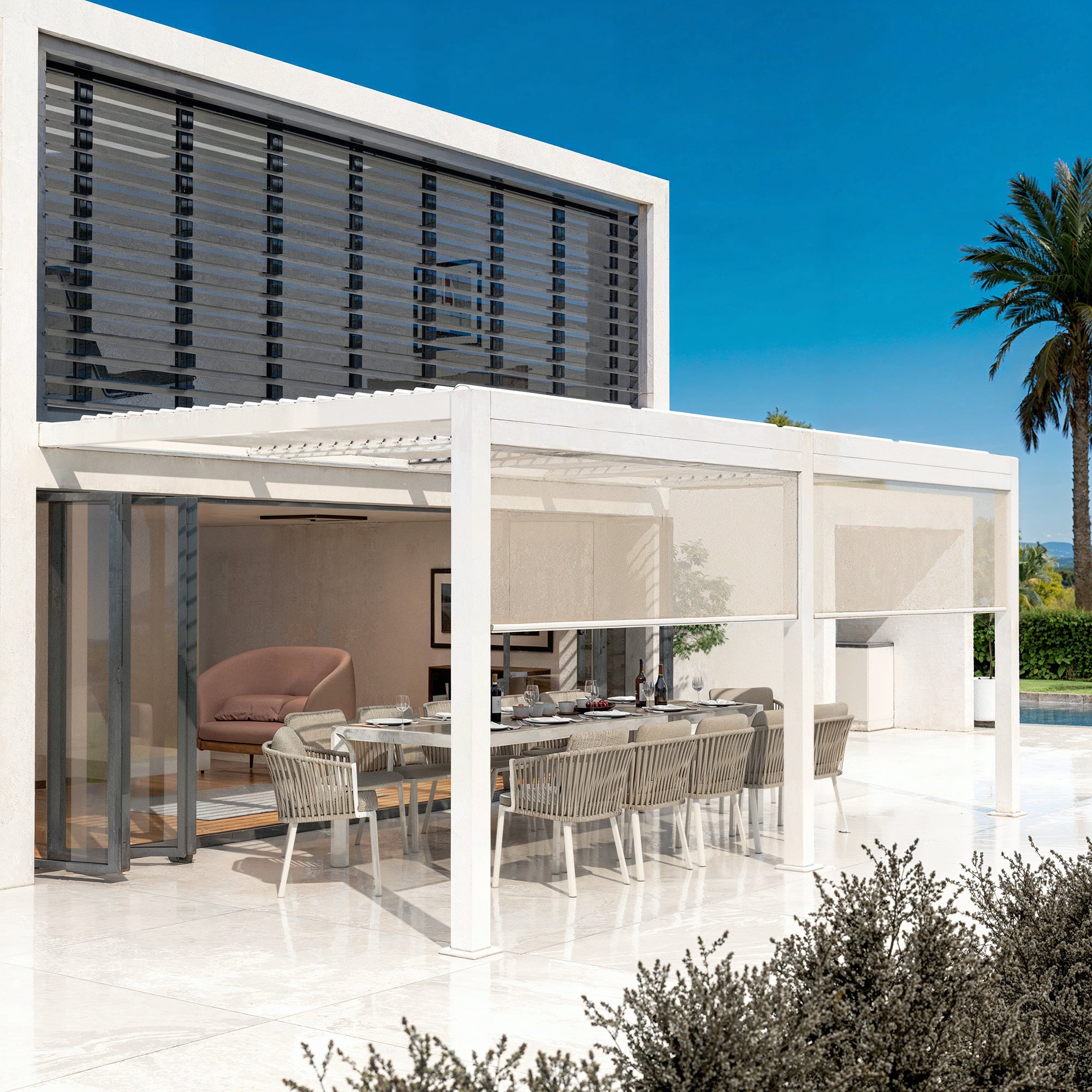 Conjunto de 2 cortinas motorizadas para pérgola bioclimática encostada 3x6 m