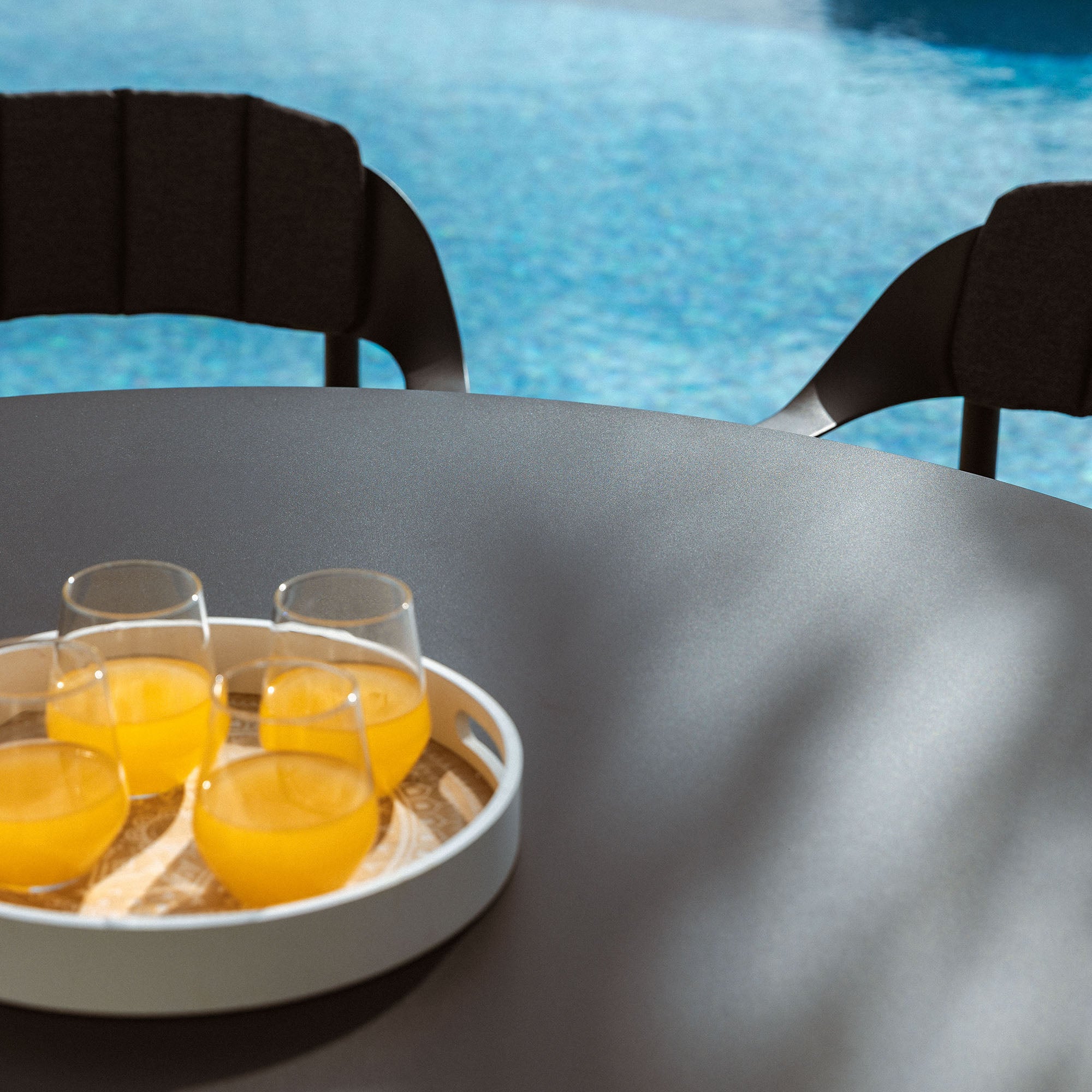 Round garden table 8 places Monte Carlo in aluminum (D149 cm)