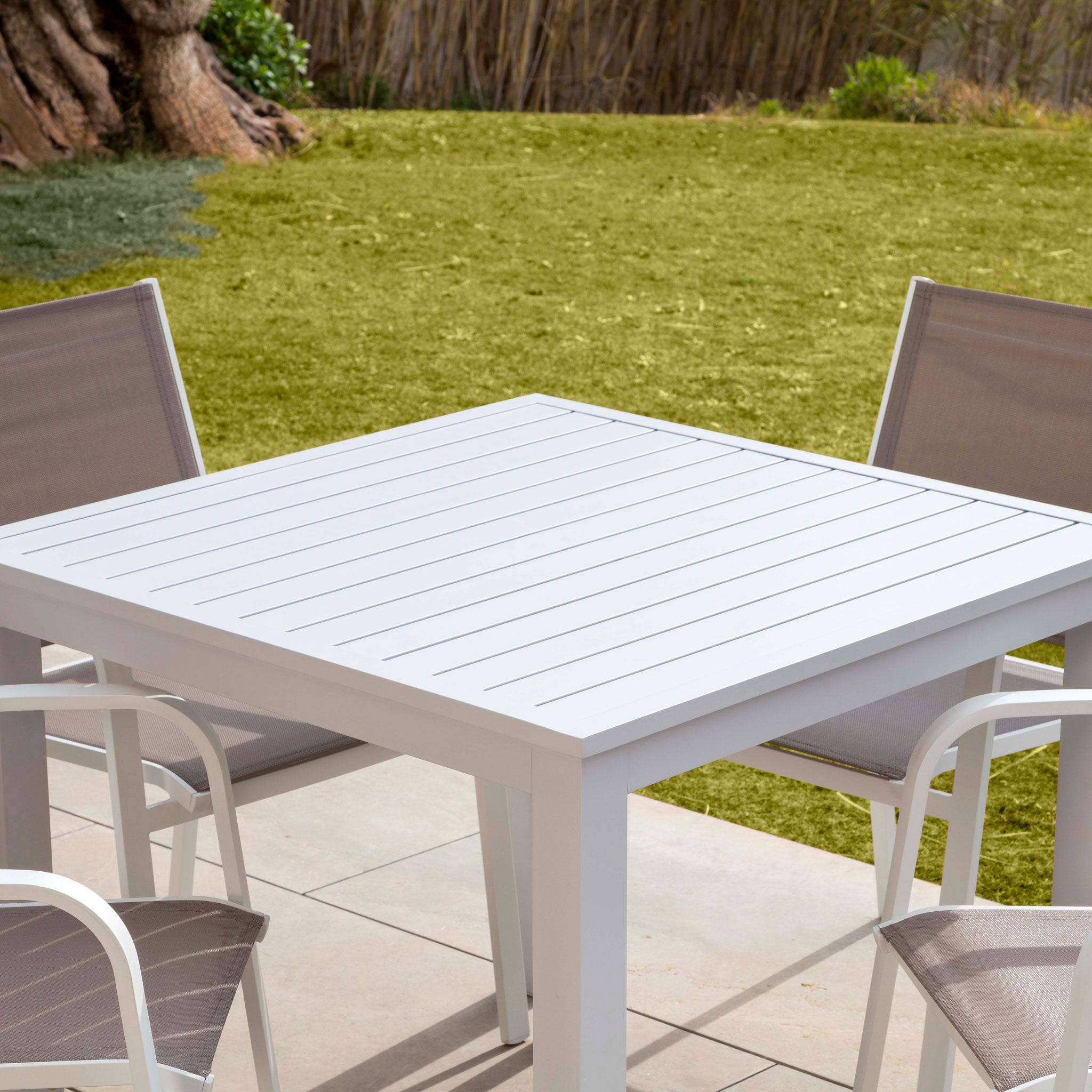 <tc>Gartentisch für 4 Personen aus Aluminium Murano (70 x 70 cm)</tc>