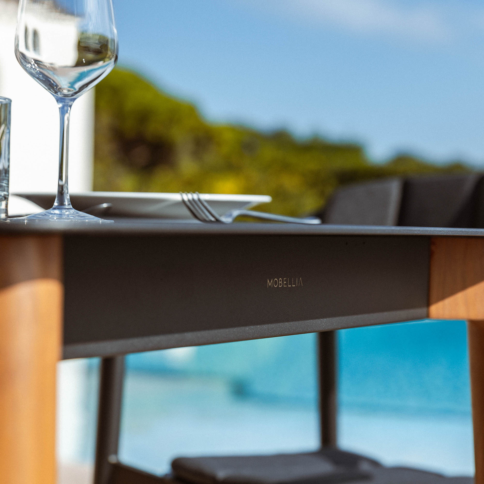 Square garden table 4 seats Monte Carlo in aluminum 76X76 cm