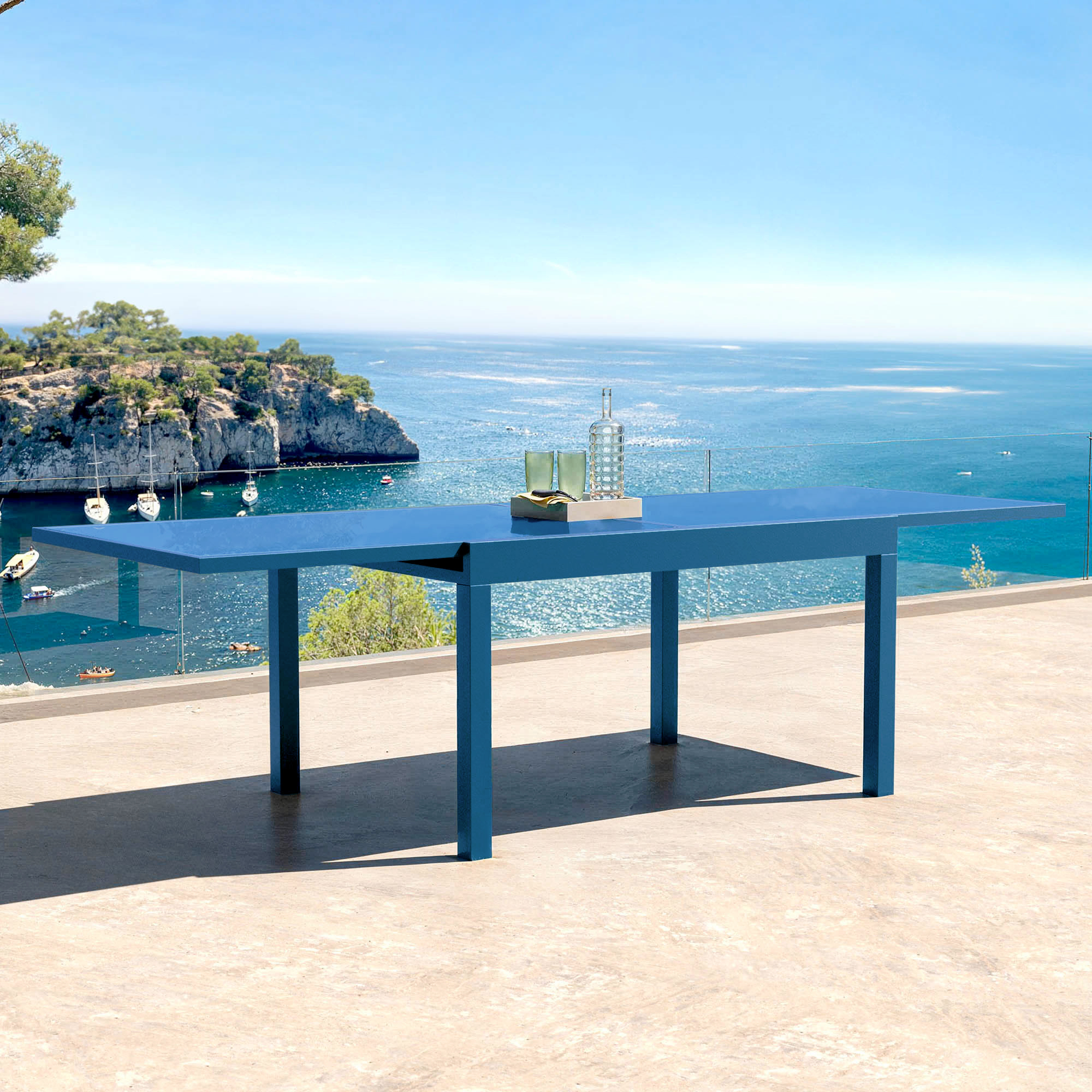 Ausziehbarer Gartentisch für 10 Personen aus Glas Murano (270 x 90 cm)