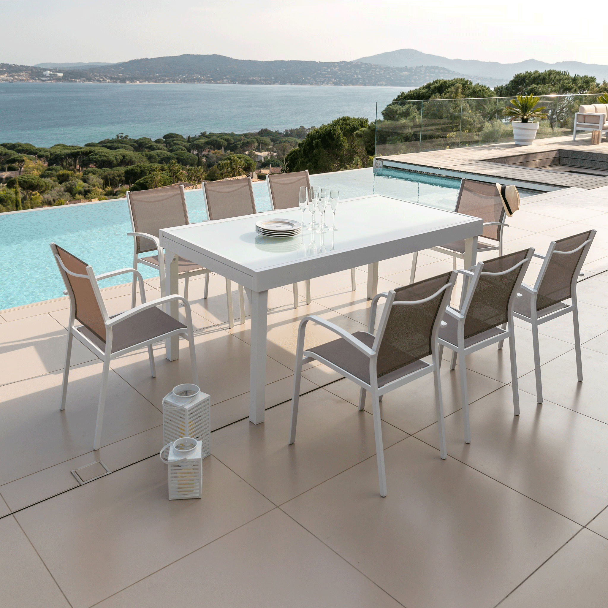 Table de jardin extensible 12 places en verre Murano (320 x 100 cm) - Mobellia