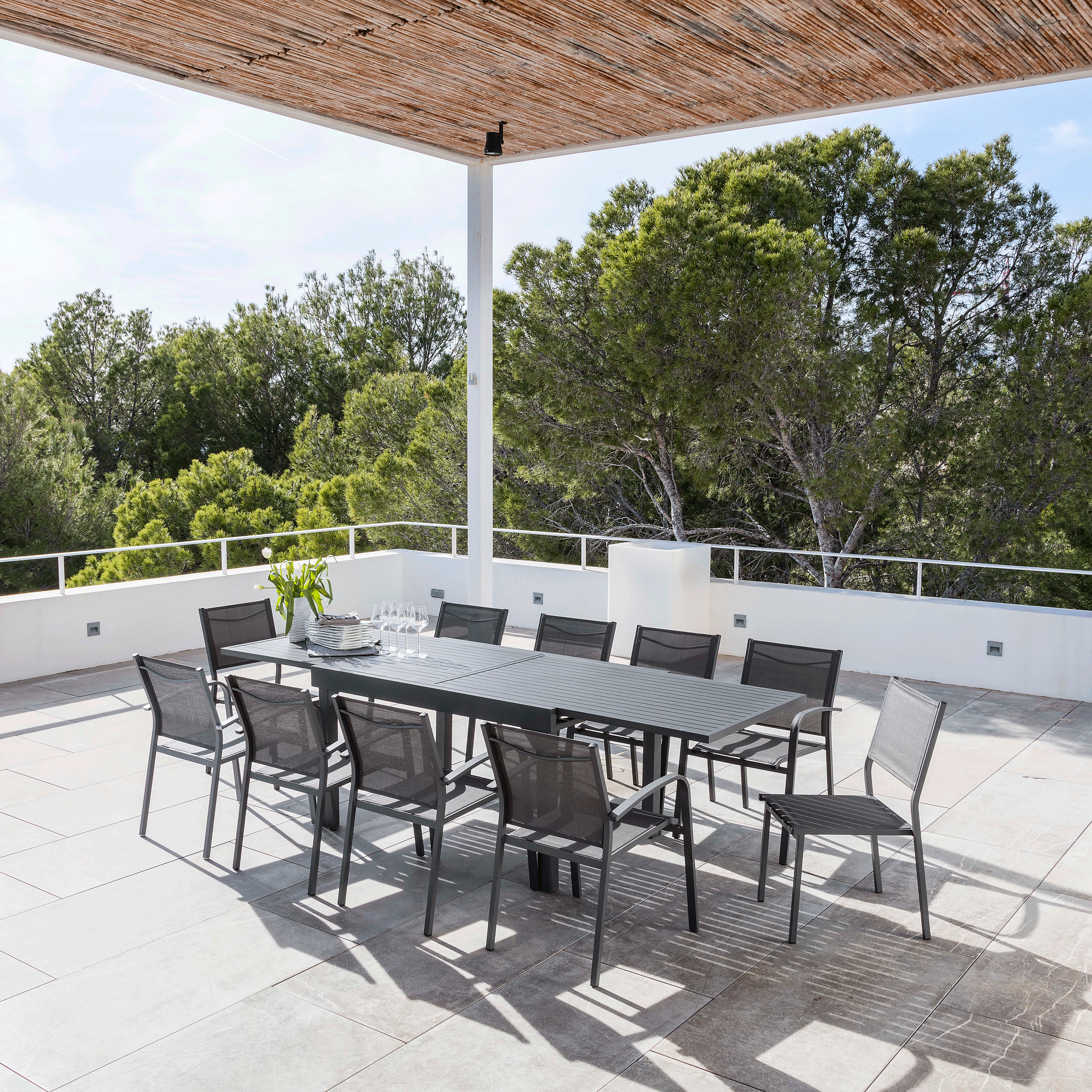 Table de jardin extensible 10 places Aluminium Murano (270 x 90 cm) - Mobellia